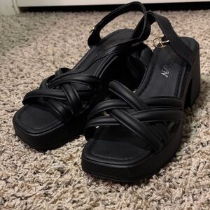 Stylish Black Women's Sandals